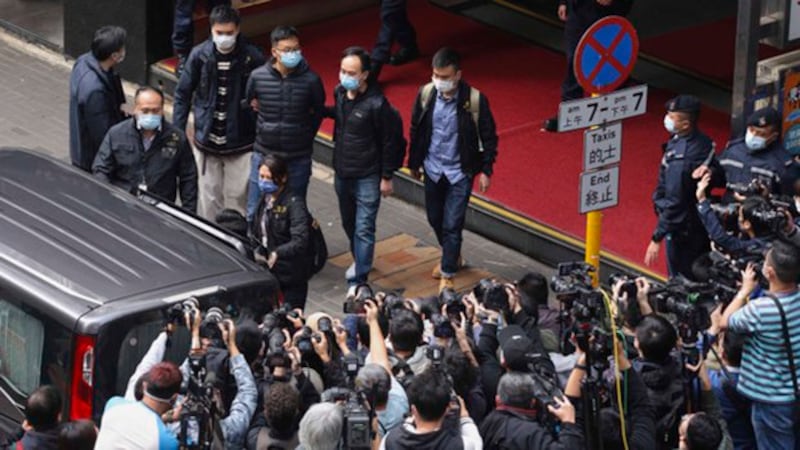 香港立场新闻多名高层2021年12月被拘捕(美联社)