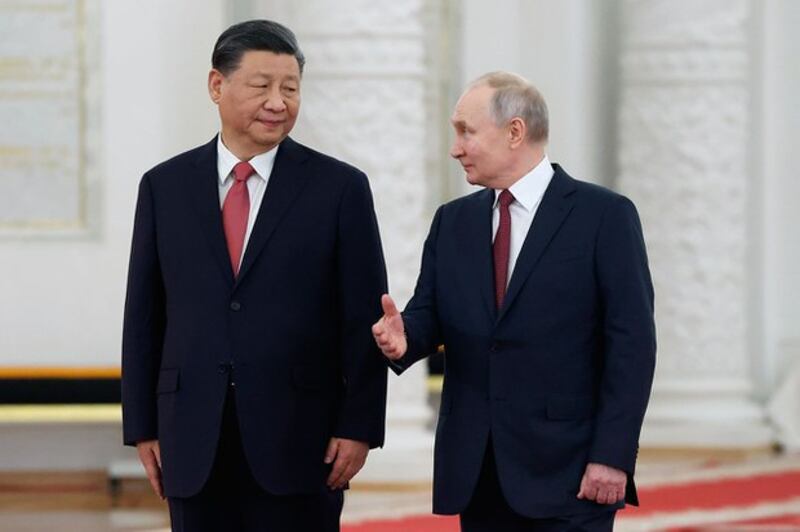 2023年3月21日,俄罗斯总统普京在莫斯科克里姆林宫会见中国国家主席习近平。(美联社图片)