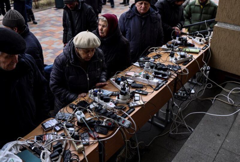 俄罗斯侵略乌克兰让欧洲人反思与威权国家打交道的方式,检讨对俄政策,也看清楚与俄罗斯沆瀣一气的中国真实面目。(法新社)