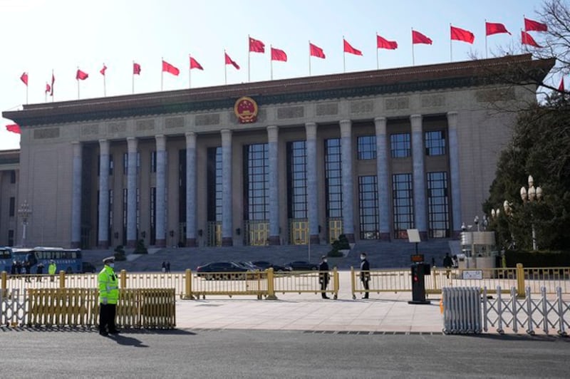 2022年3月闭幕的十三届全国人大五次会议公布,今年的国民生产总值增长目标是5.5%。(美联社图片)