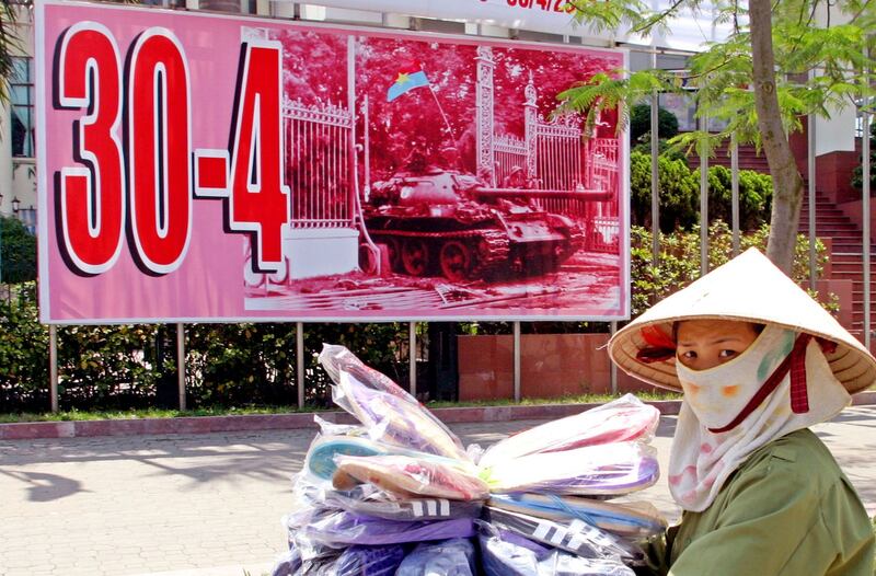 2005-04-30T120000Z_1291507934_RP6DRMUSGZAA_RTRMADP_3_VIETNAM.JPG
