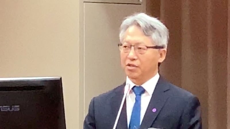 中研院院长廖俊智9日在立法院备询关于快筛新冠肺谈研发成果。（记者夏小华摄）